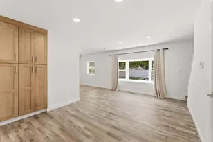 1558 Forest St, Columbus, OH 43206 - Photo 11