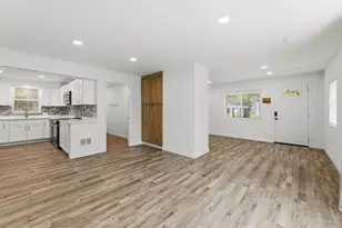 1558 Forest St, Columbus, OH 43206 - Photo 9