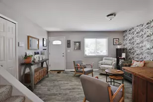 2055 Flanders Ct, Columbus, OH 43235 - Photo 5