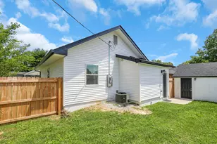 1181 Minnesota Ave, Columbus, OH 43211 - Photo 11
