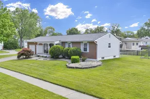 747 Hunt Valley Dr, Reynoldsburg, OH 43068 - Photo 3