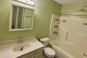 106 Liberty Pl, Bloomingburg, OH 43106 - Photo 13