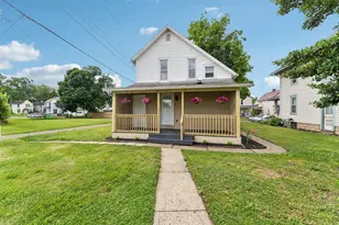 922 Pine St, Coshocton, OH 43812 - Photo 3