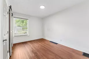 922 Pine St, Coshocton, OH 43812 - Photo 17