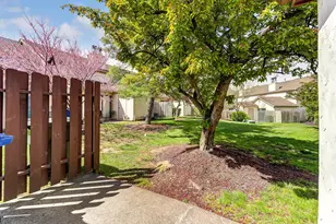 5680 Jousting Ln, Columbus, OH 43231 - Photo 29