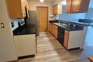 1000 Oak Bay Dr, Galloway, OH 43119 - Photo 9