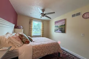 655 Falls Pl, Reynoldsburg, OH 43068 - Photo 11