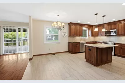 6137 Holywell Drive, Dublin, OH 43017 - Photo 9