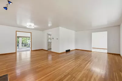 2690 Burnaby Drive, Columbus, OH 43209 - Photo 5