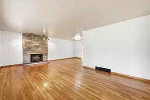 2690 Burnaby Dr, Columbus, OH 43209 - Photo 5