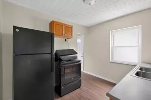 108 Florence Ave, Columbus, OH 43228 - Photo 9