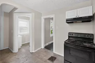 591 Clark Ave, Columbus, OH 43223 - Photo 5