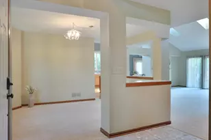1048 Arcaro Dr, Columbus, OH 43230 - Photo 7
