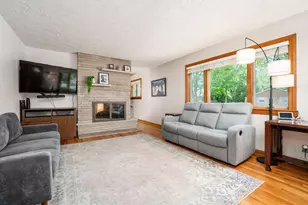 258 Sinsbury Dr N, Worthington, OH 43085 - Photo 3