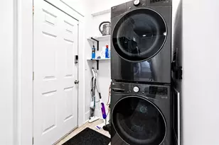 536 E Sycamore St, Columbus, OH 43206 - Photo 9