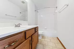 1068 Cypress Ln, Columbus, OH 43230 - Photo 29