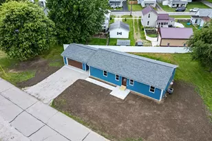 131 Flint St, Cardington, OH 43315 - Photo 1