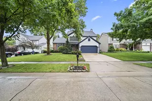 2460 Cornwall Ct, Powell, OH 43065 - Photo 3