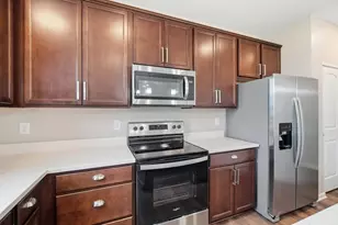 283 Mahogany Ln, Commercial Point, OH 43116 - Photo 11