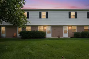 2238 Perkins Ct, Columbus, OH 43229 - Photo 1