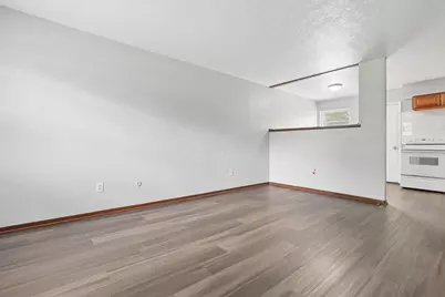 2238 Perkins Court, Columbus, OH 43229 - Photo 7