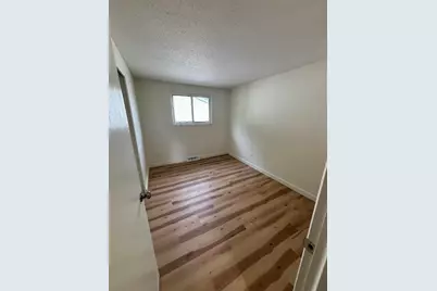 4900 Kresge Drive, Columbus, OH 43232 - Photo 9