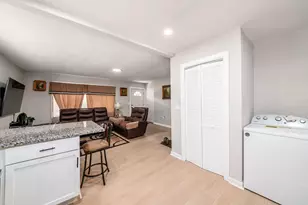 2153 Dawnlight Ave, Columbus, OH 43211 - Photo 7