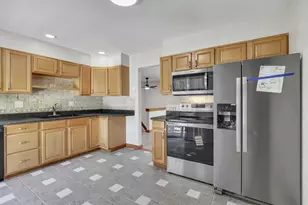 1588 Fall Brook Rd, Columbus, OH 43223 - Photo 15