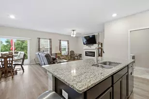 433 Sandburg Dr, Lithopolis, OH 43136 - Photo 7
