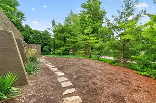 1980 Hillside Dr, Columbus, OH 43221 - Photo 127