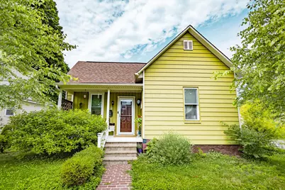 53 N Hampton Street, West Jefferson, OH 43162 - Photo 1