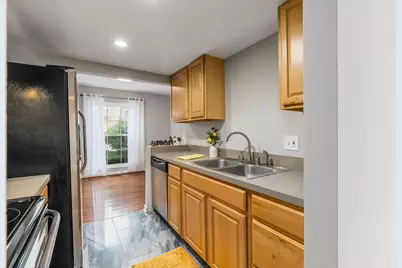 148 Tarryton Court W #25B, Columbus, OH 43228 - Photo 15