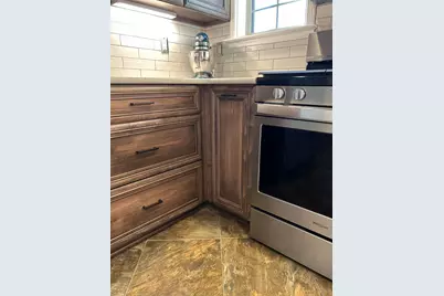 970 Northwest Boulevard, Columbus, OH 43212 - Photo 7