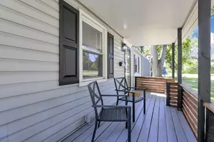 142 N Kellner Rd, Columbus, OH 43209 - Photo 9