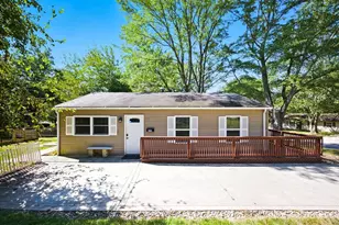 455 Lakeview Dr, Johnstown, OH 43031 - Photo 1