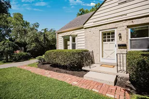 93 N Harding Rd, Columbus, OH 43209 - Photo 3