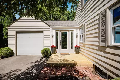 93 N Harding Road, Columbus, OH 43209 - Photo 7