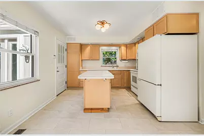 93 N Harding Road, Columbus, OH 43209 - Photo 13