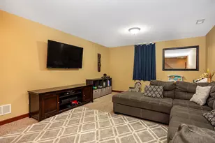 25 Fieldcrest Dr, Centerburg, OH 43011 - Photo 27
