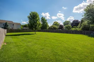 25 Fieldcrest Dr, Centerburg, OH 43011 - Photo 31