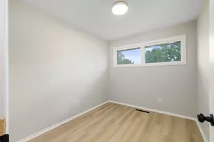 1029 S Hague Ave, Columbus, OH 43204 - Photo 13