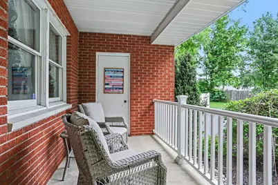 190 E Walnut Street, Westerville, OH 43081 - Photo 3