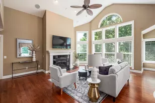 1065 Bluff Vista Dr, Columbus, OH 43235 - Photo 5