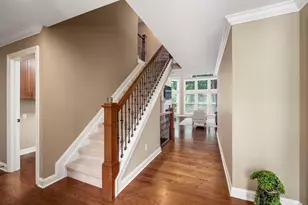 1065 Bluff Vista Dr, Columbus, OH 43235 - Photo 3