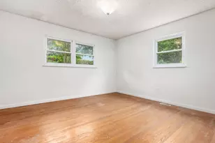 748 Ridgewood Dr, Coshocton, OH 43812 - Photo 23