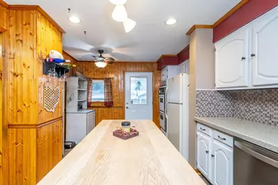 284 E Jenkins Avenue, Columbus, OH 43207 - Photo 15
