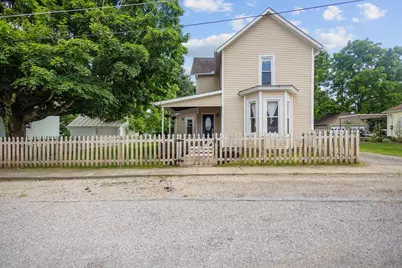37 College Street, Alexandria, OH 43001 - Photo 1