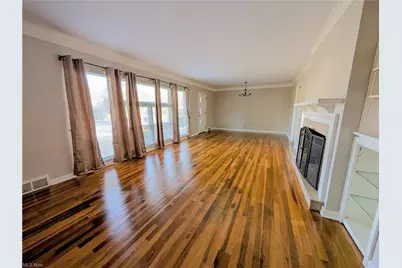 545 N Ray Drive, Zanesville, OH 43701 - Photo 7