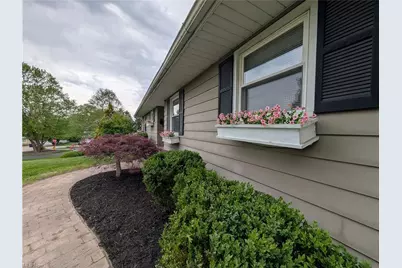 545 N Ray Drive, Zanesville, OH 43701 - Photo 5