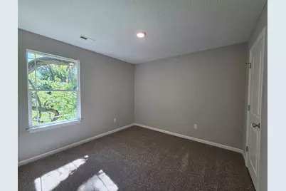510 E High Avenue, Bellefontaine, OH 43311 - Photo 17